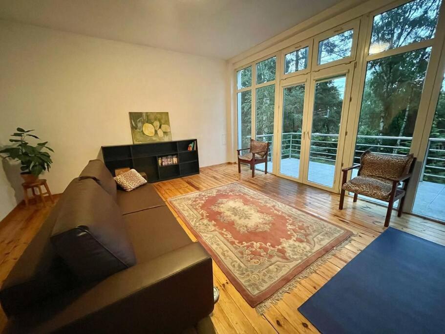 Beautiful Villa With Garden In Milanowek Kültér fotó