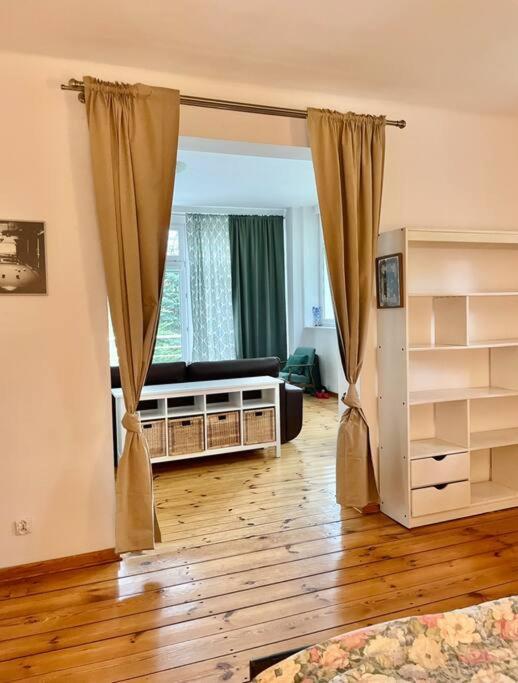 Beautiful Villa With Garden In Milanowek Kültér fotó